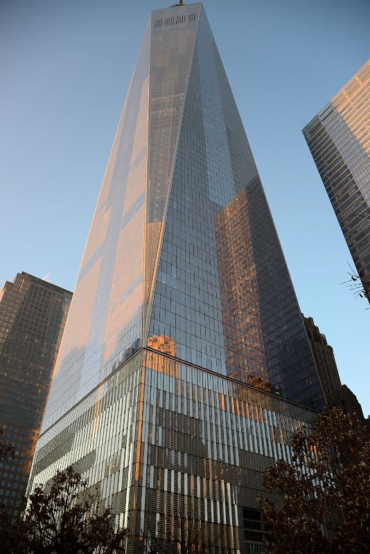 08 One World Trade Center From Below Late Afternoon